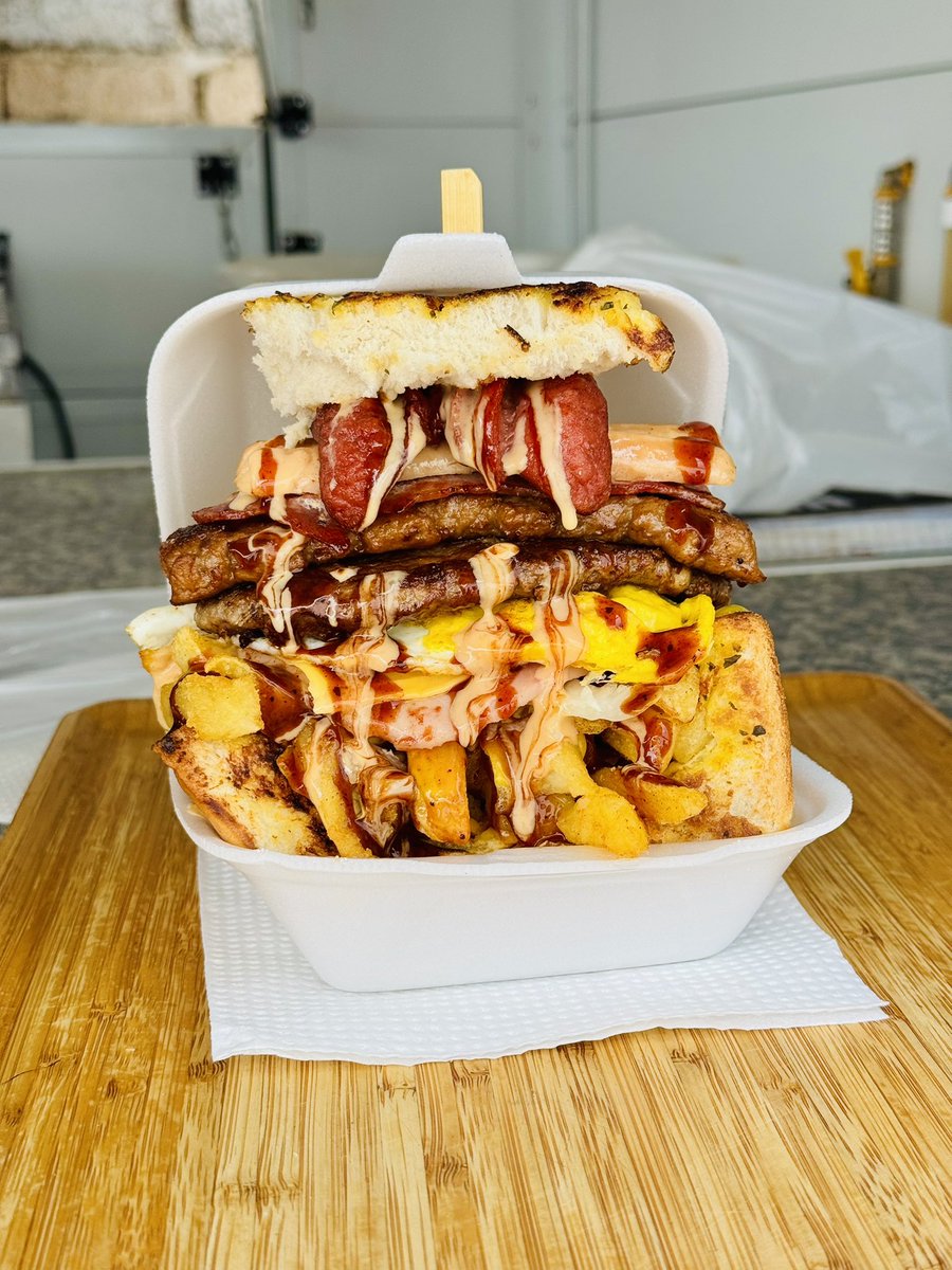 Caroline tweet media