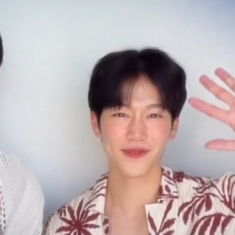 n🪽ྀི tweet media