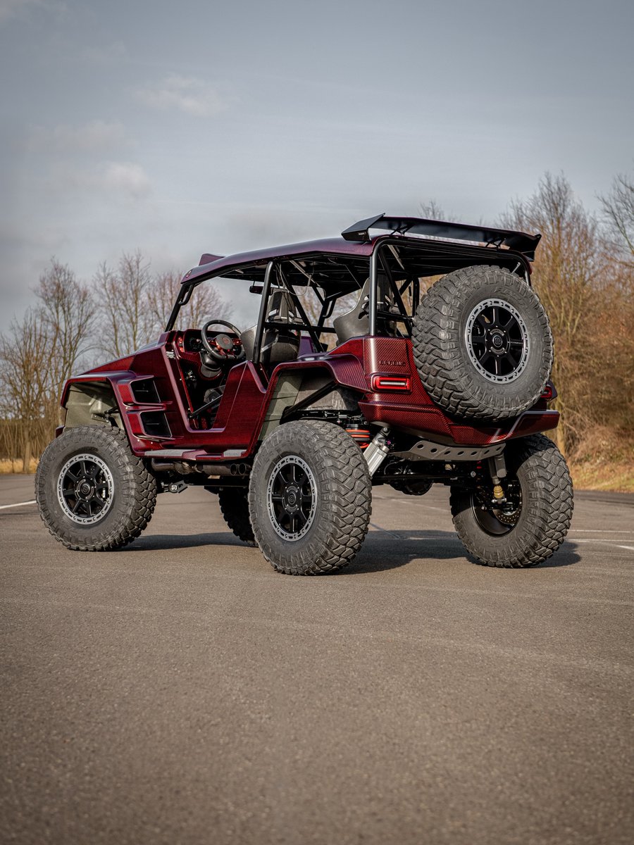 recaroauto's tweet photo. No limits. Pure adrenaline. ποΈπ₯
The 900 HP @BRABUS CRAWLER is an open-air beast built for the extreme. To anchor the driver, it features our RECARO Podium shell seats. Engineered for the desert. ποΈπ¨
πΈ: @brabus
#RECAROAutomotive #RECARO #RECAROPodium #BRABUS #CRAWLER #Offroad https://t.co/CTLrozFTk8