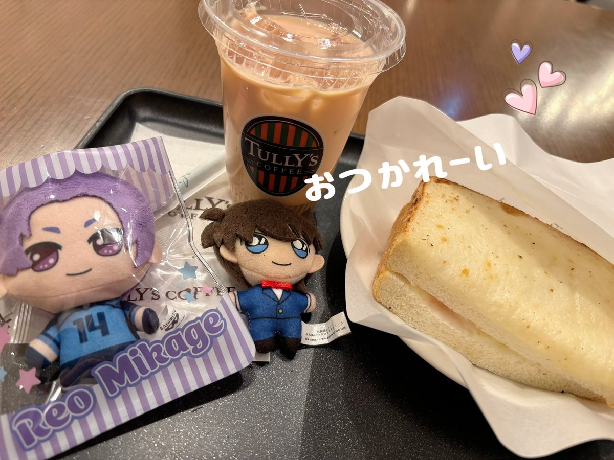 ハムとチーズのトロトロホットサンド🥪☕️
家まで保たないから寄り道して帰る
