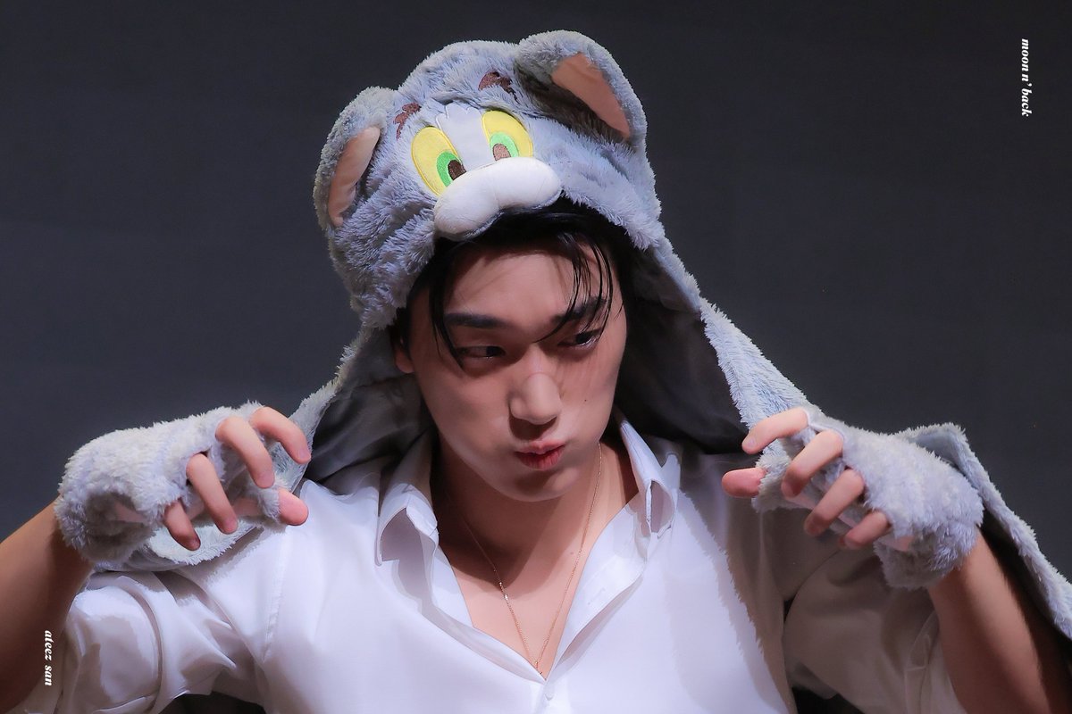 moon n' back tweet media