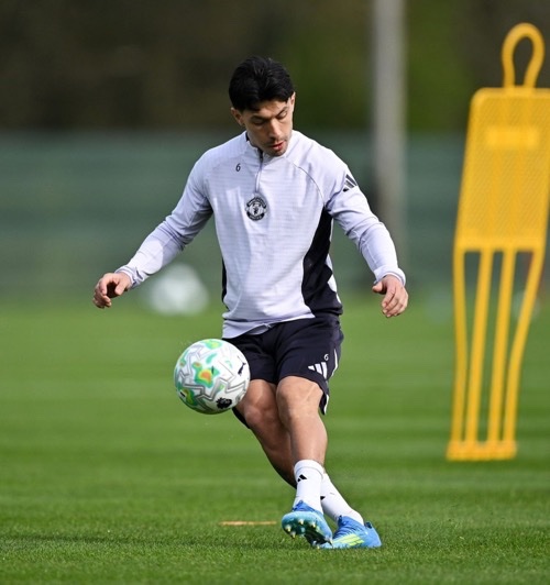 SimplyUtd tweet media