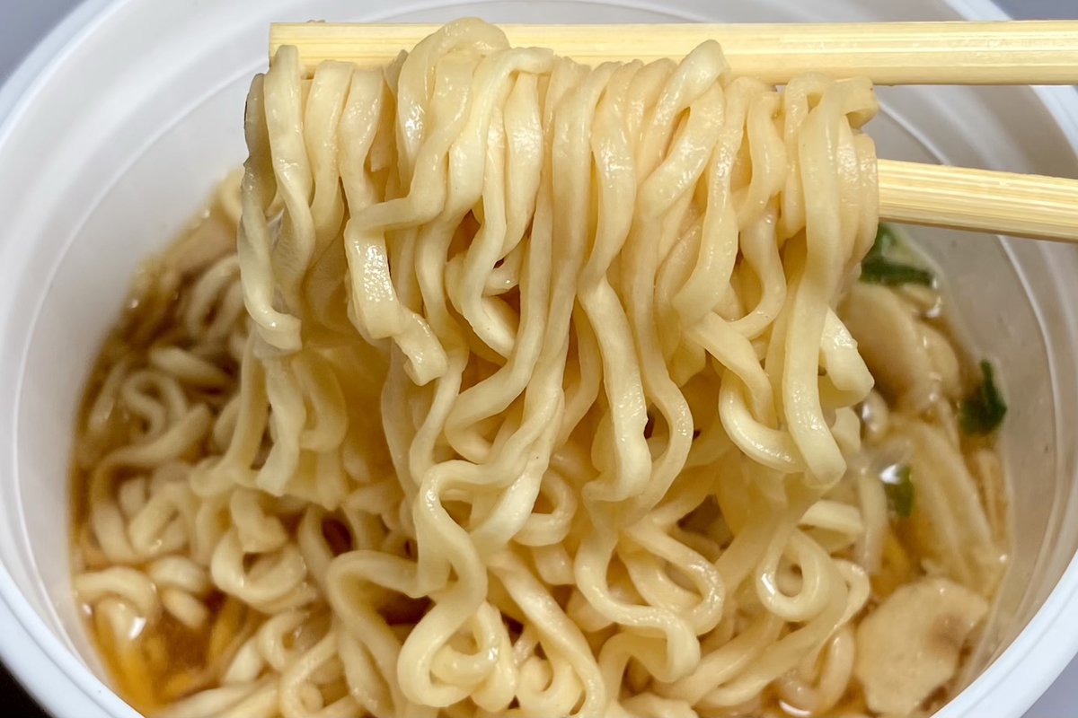 カップ麺研究家 taka :a tweet media