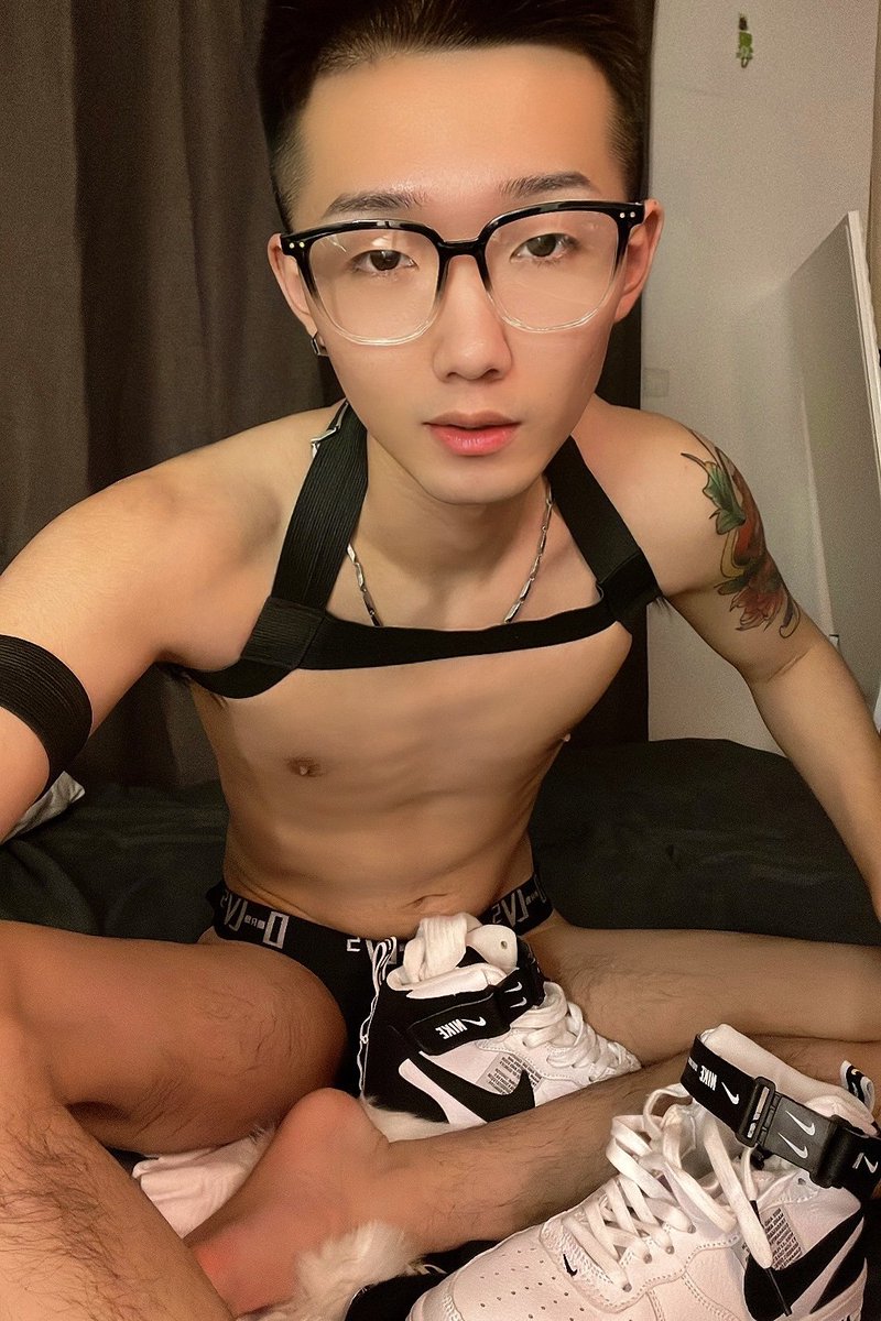 LH1069S's tweet photo. 好久不见😍 https://t.co/g1VnEF2m80