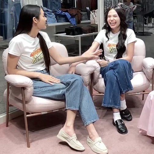 starry :)) tweet media