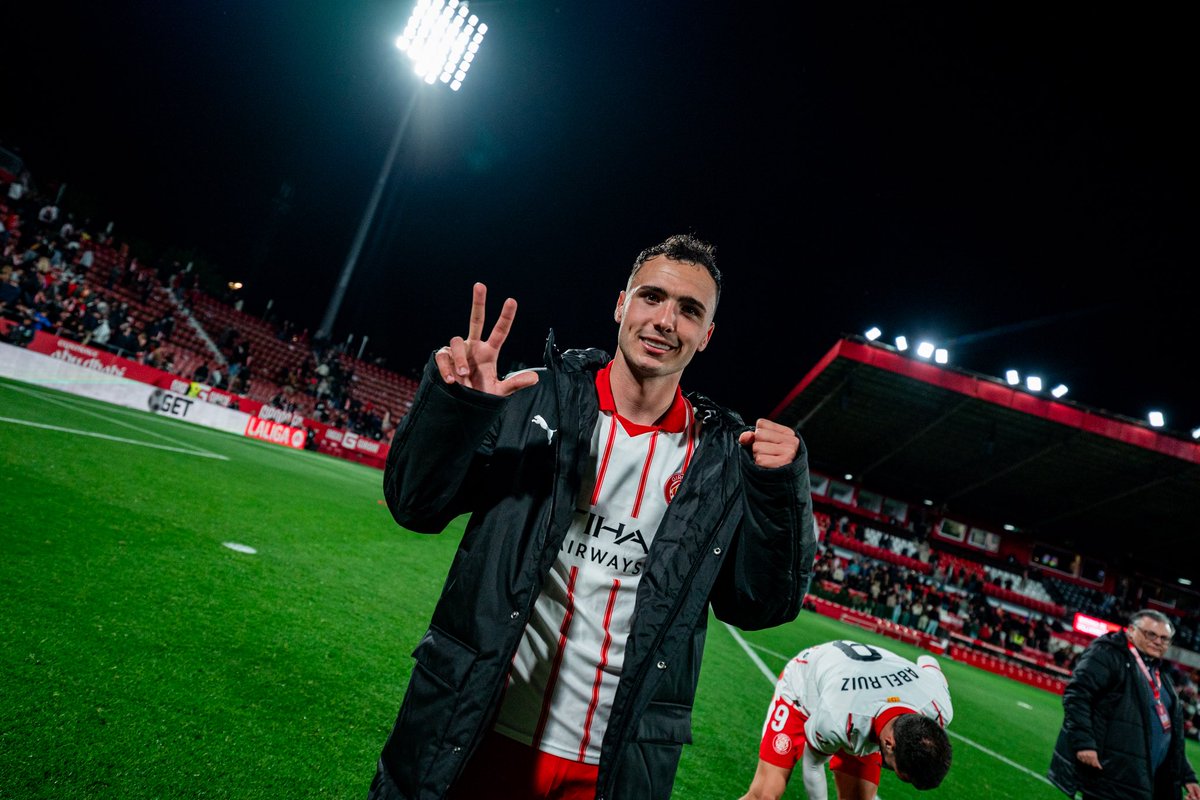 arnaueti_4's tweet photo. 3 punts importantíssims!!! 🙌🏻

Gran partit ahir @GironaFC davant d’una afició immillorable. Seguim 🫡🚀 https://t.co/rV4nRmdYRV