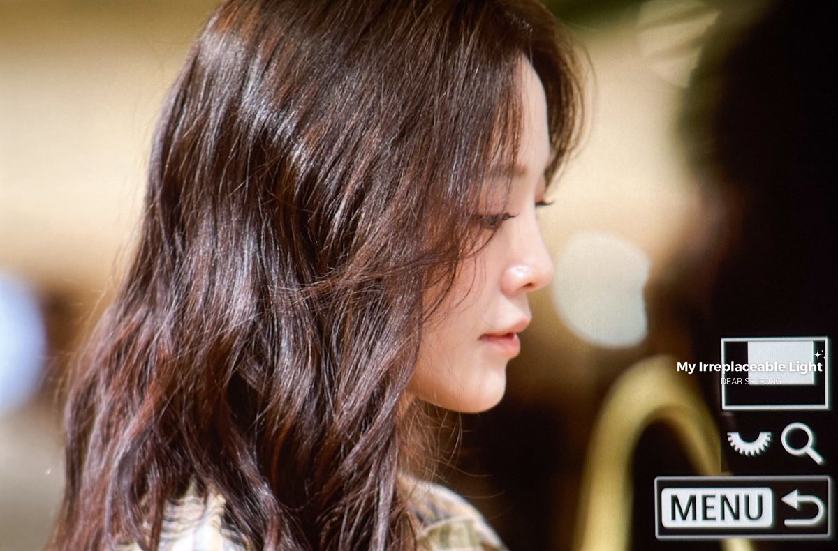 260407 

#김세정 #KIMSEJEONG
#세정 #SEJEONG