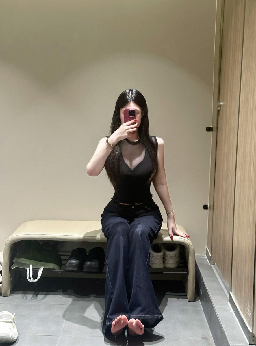 khimMarjun's tweet photo. 太原市迎泽小店区很美、可惜就是没有朋友 吃饭一个人  上班 兼职 一个人   回家一个人   线下 看电影一个人 、
睡觉一个人 逛街也是一个人  喜��旅游健身琴棋书画游戏 ，开心就好  一个人在 太原 生活 https://t.co/lWxmvTTLbz