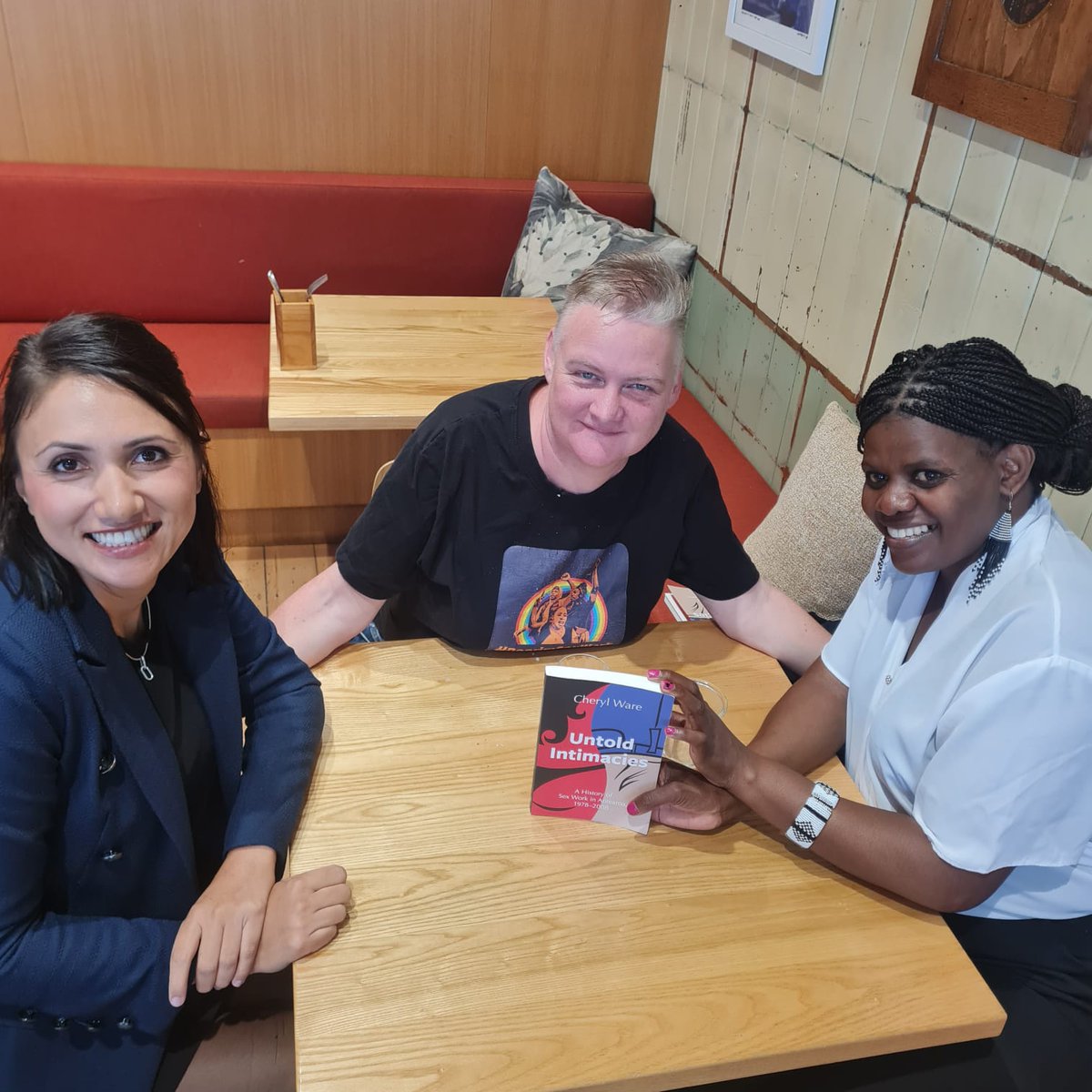 SweatTweets's tweet photo. With deep thanks to @NZPC_ , sex workers, MPs, Parliament, researchers &amp; advocates across Aotearoa 🇳🇿
Thank you for your generosity and for your time, your knowledge, and your lived realities of #decrimsexwork
We leave with renewed urgency &amp; the work continues — together.✊🏽🌍 https://t.co/TfigYakQ3F