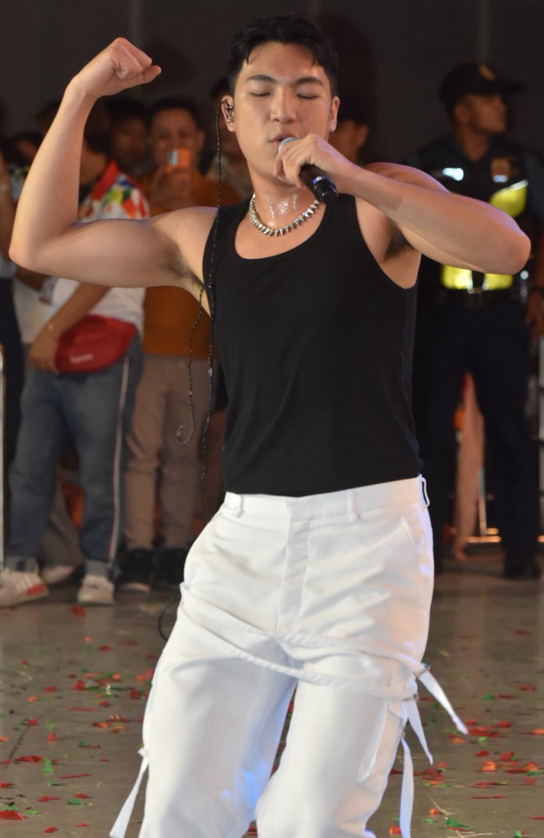 DARREN 🔥 tweet media