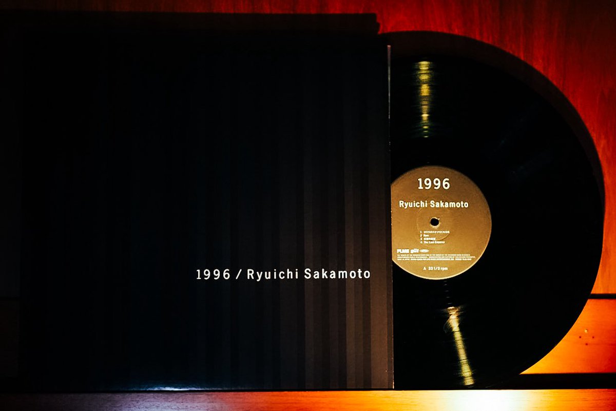 届いたレコード

1996
坂本龍一

脂が乗った坂本龍一のピアノ、ヴァイオリン、チェロによるトリオライブ。1996年作。
オリジナルのレコードが8万円くらいでも買うか迷っていたのでこのアナログの再発は嬉しいですね。