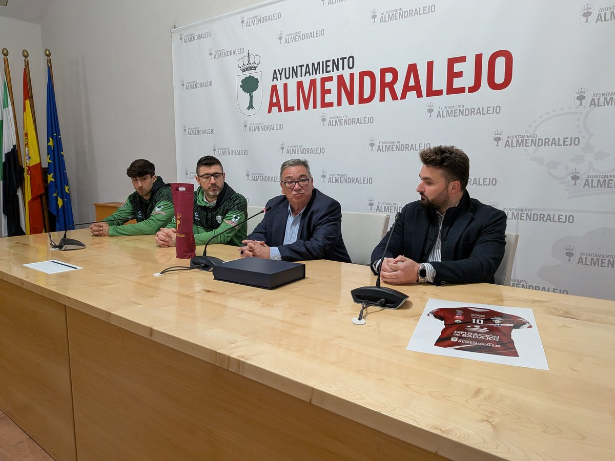 HOY Almendralejo tweet media