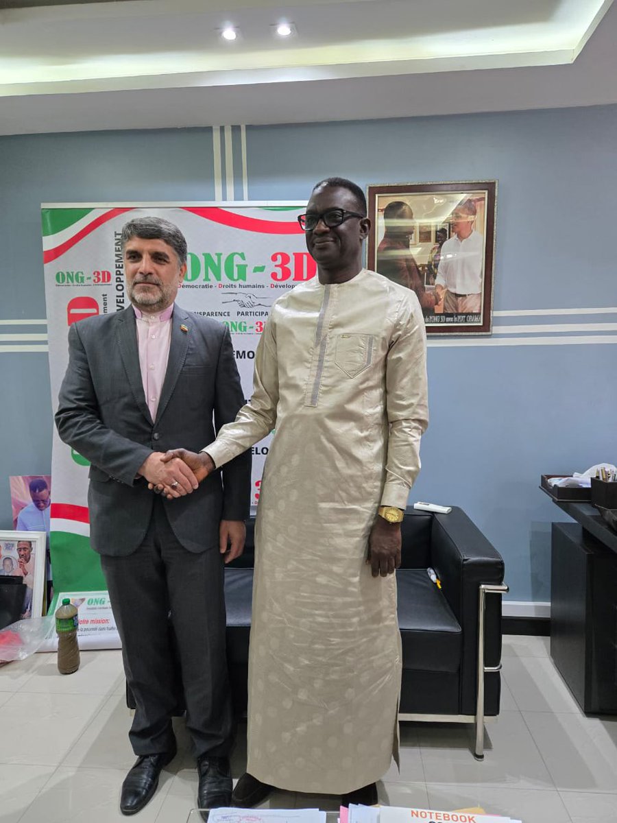 ong3D's tweet photo. À Dakar, l’ONG 3D réunit diplomatie et société civile pour un dialogue ouvert sur la situation en Iran et les enjeux des droits humains. Un espace d’échanges franc pour mieux comprendre les crises internationales et renforcer la solidarité entre les peuples. #DroitsHumains https://t.co/IPPgTO9YtB