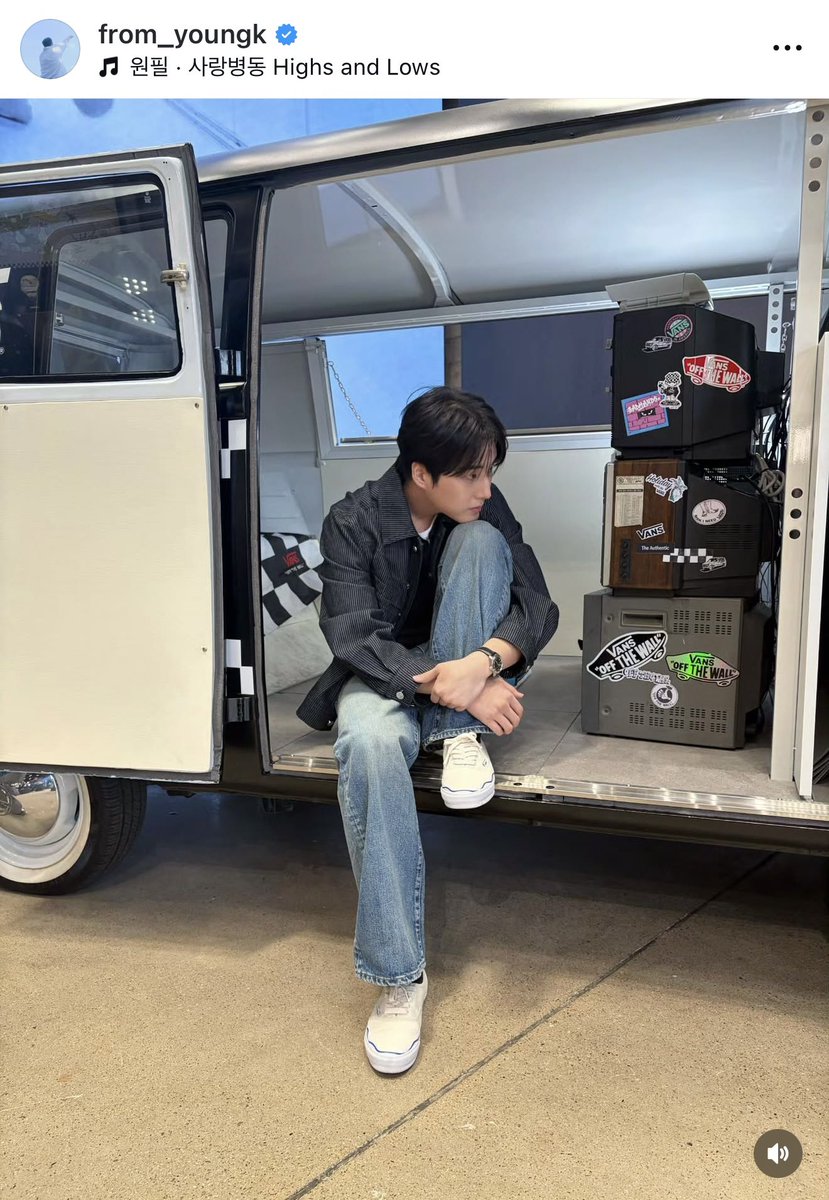 tokkintopil's tweet photo. younghyun was not there when wonpil had his first solo with pilmography, now he's showing up with him to promote unpiltered. whatever they have together i am just here to admire and be thankful 🥹😭🫶🏼
https://t.co/wLKCko8cjj