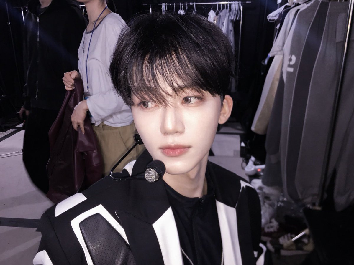 ᴋᴍ.✿ tweet media