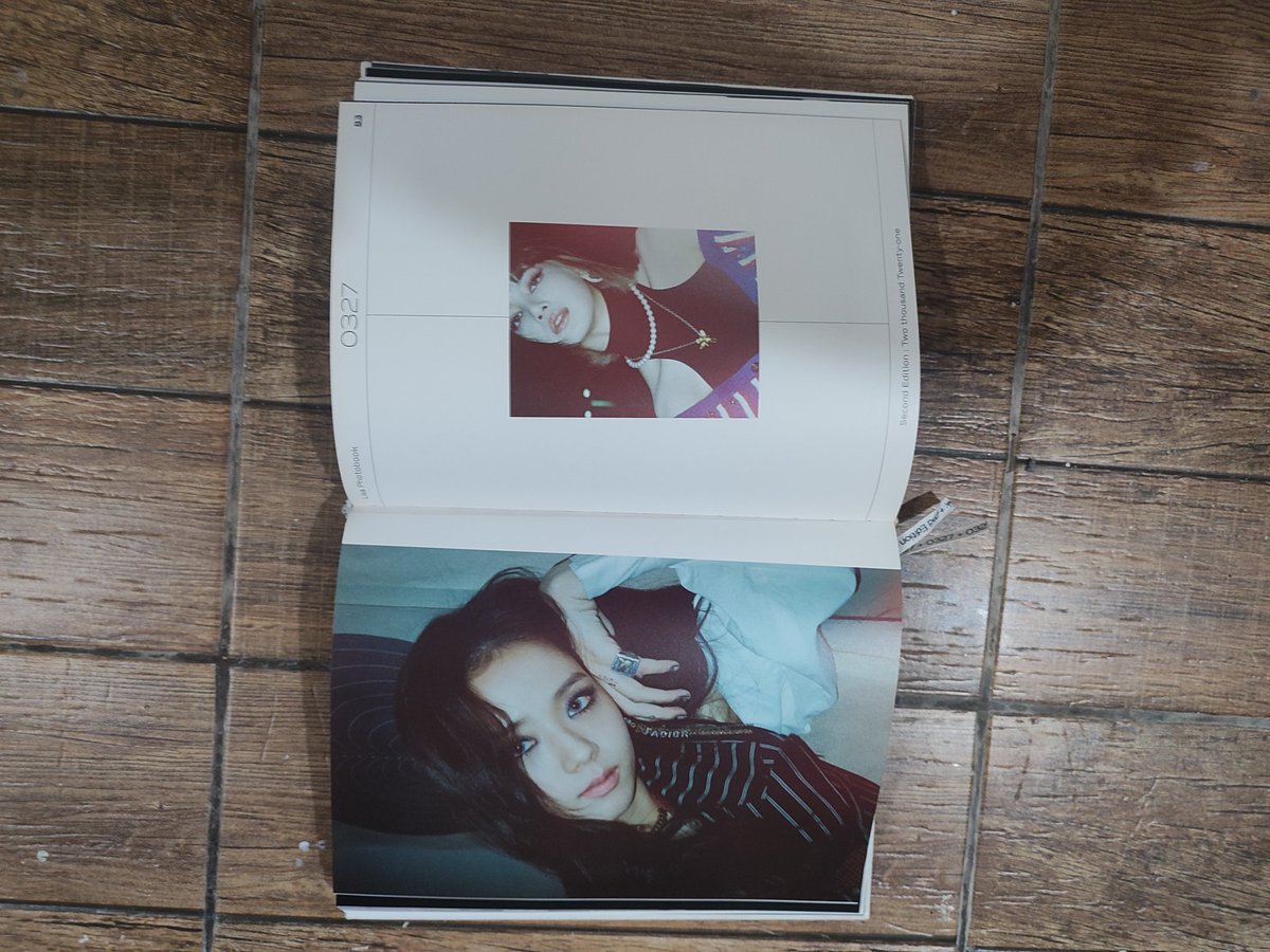 cveslaur's tweet photo. guys, can you help me sell my albums🤧 I need the funds for my thesis. https://t.co/i3x5dwMdiE