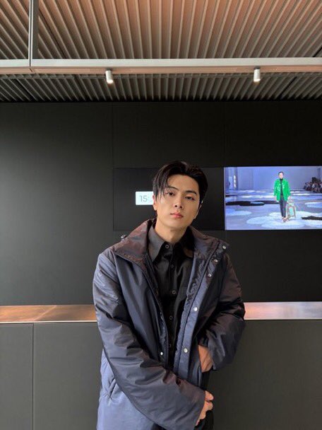 na♡ LUCKY~licoricejay tweet media