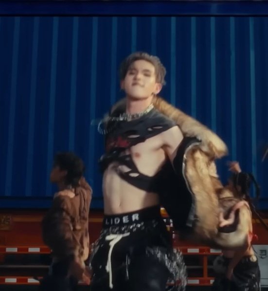 Riri ⋆˙ tweet media