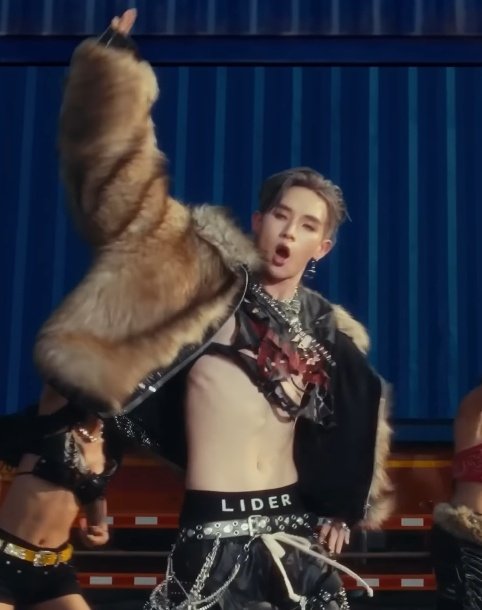 Riri ⋆˙ tweet media