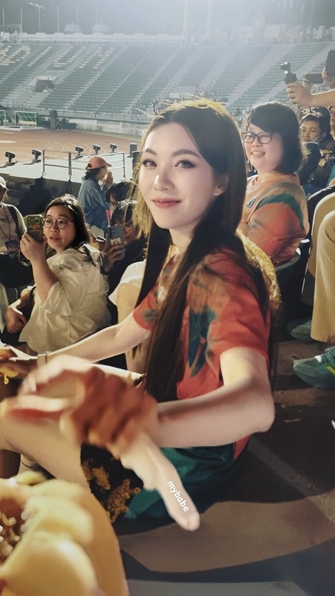 จุ๊บไม่ใช่อะไร tweet media