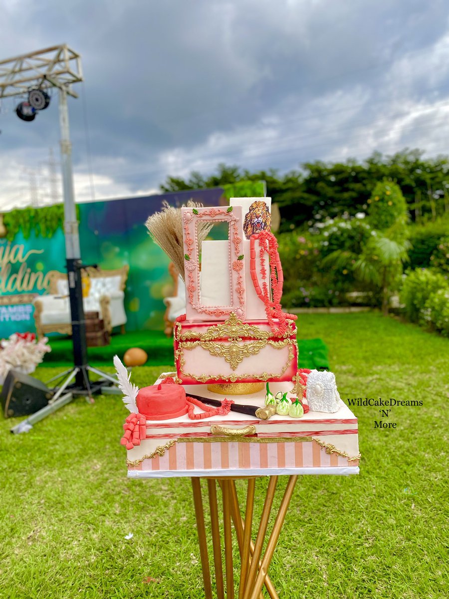 Wildcakedreamsnmore/VALENTINE CAKES IN ABUJA tweet media