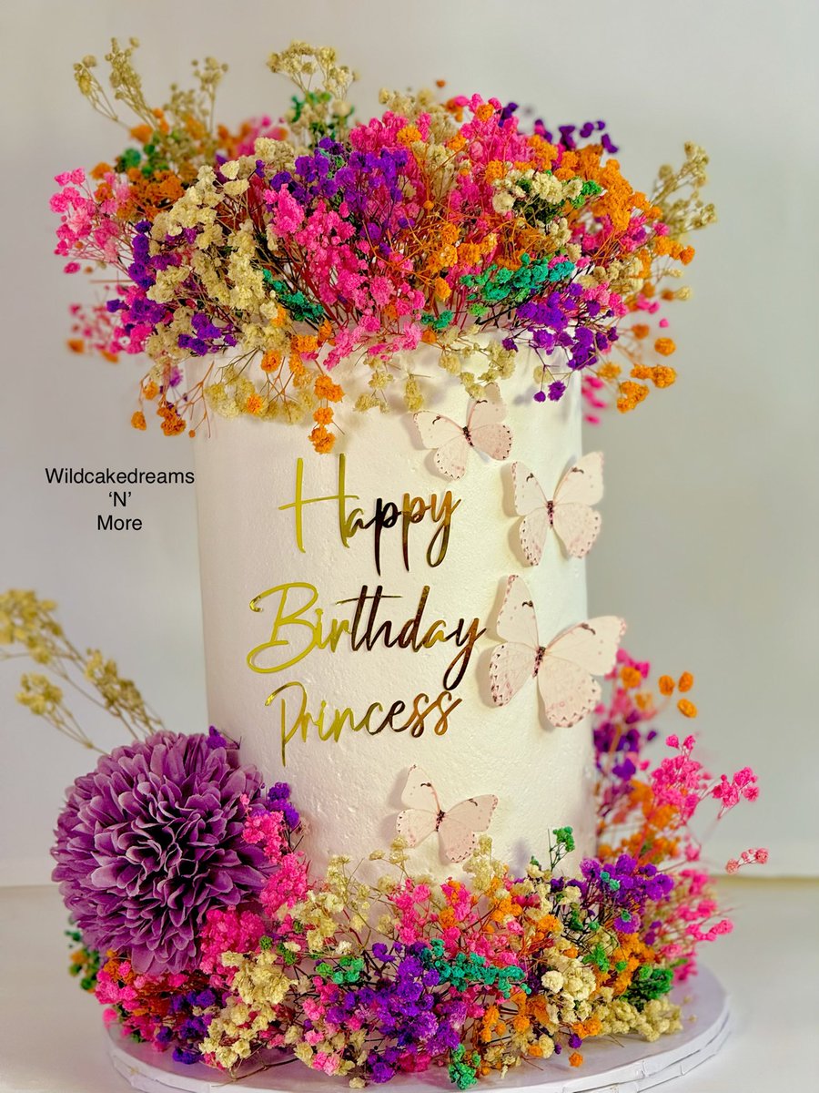 Wildcakedreamsnmore/VALENTINE CAKES IN ABUJA tweet media