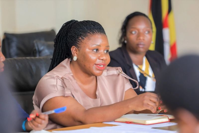 SyliviaKeiz's tweet image. PRAU Uganda's connecting with Makerere University Business School Building bridges between academia &amp;amp; PR industry, shaping Uganda's communications future #Partnerships #PRAUUganda #GoldenPosts @OfficialMubs @GoldenPosts1