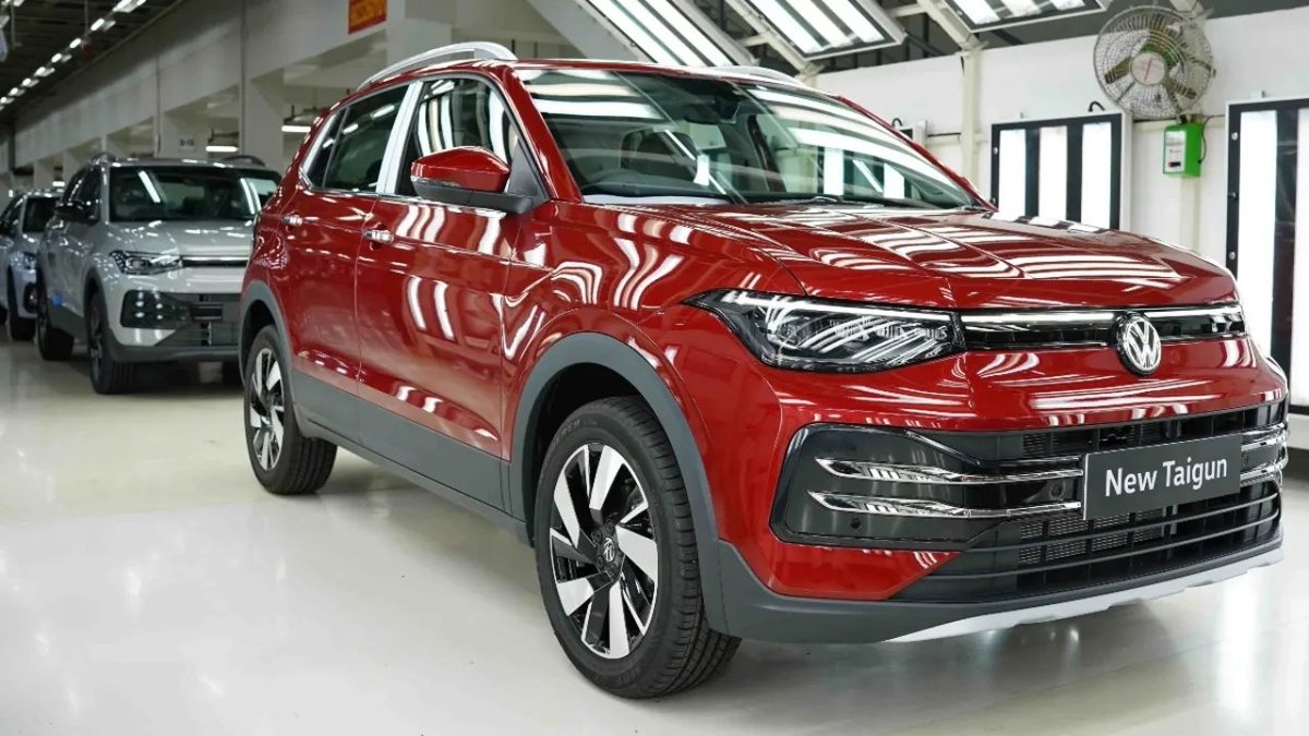 BansalNews_'s tweet photo. Volkswagen Taigun: नया डिजाइन, एडवांस फीचर्स और पावरफुल इंजन के साथ Volkswagen ला रही है नई टाइगुन

पूरी खबर पढ़ें: https://t.co/saeIxD1efZ

#VolkswagenTaigun #NewLaunch #CarUpdate #AdvancedFeatures #PowerfulEngine #AutomobileNews #CarLaunch #VWIndia https://t.co/A4mge5cqRG