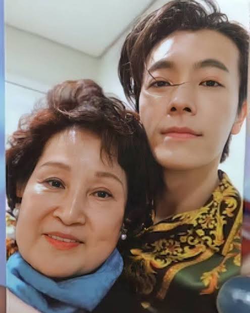 🐧☁️💙 tweet media