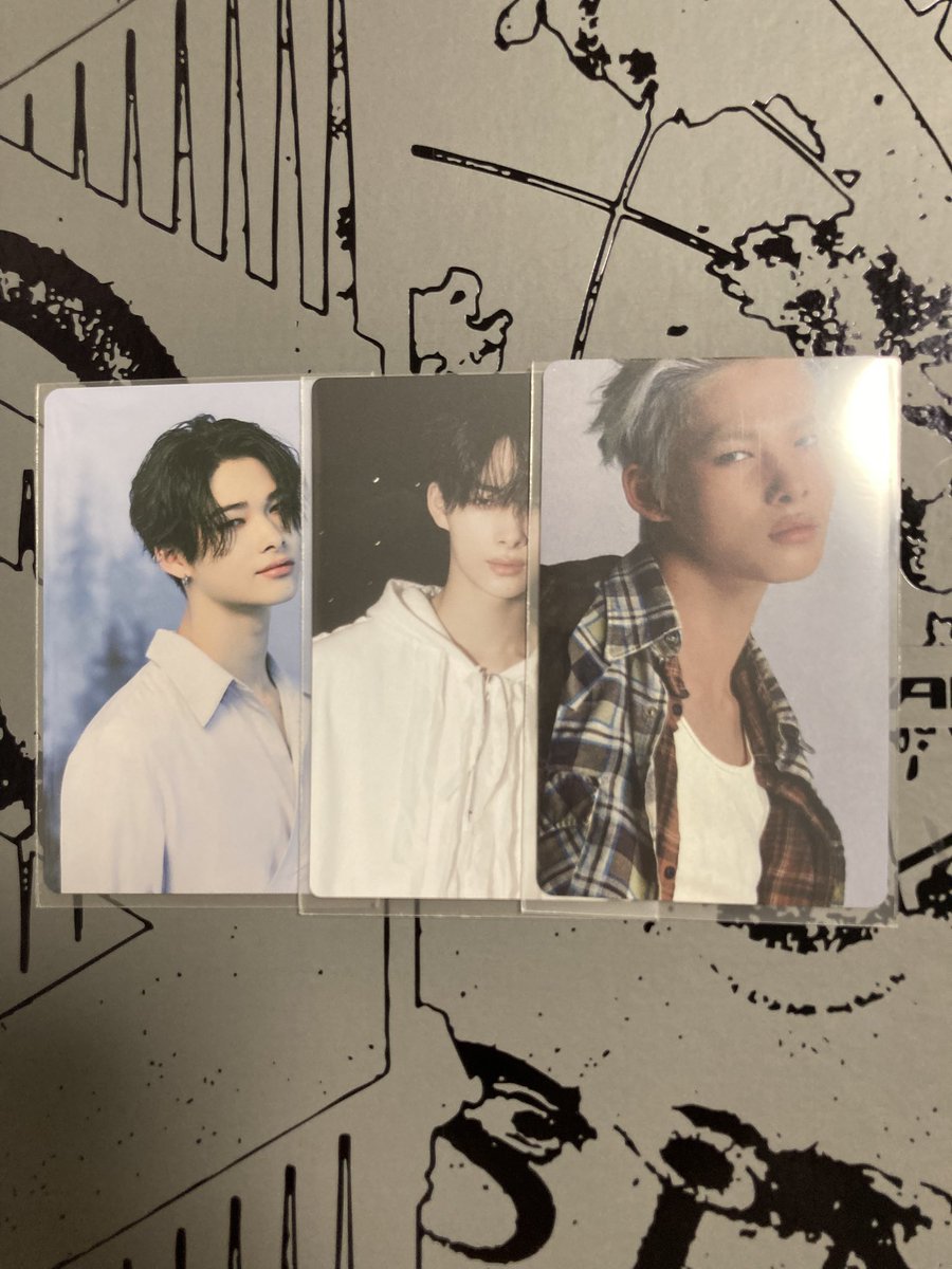 M໒꒱. tweet media