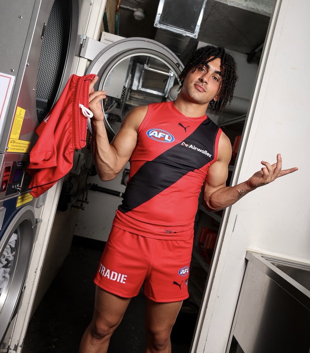 Jack Travers tweet media