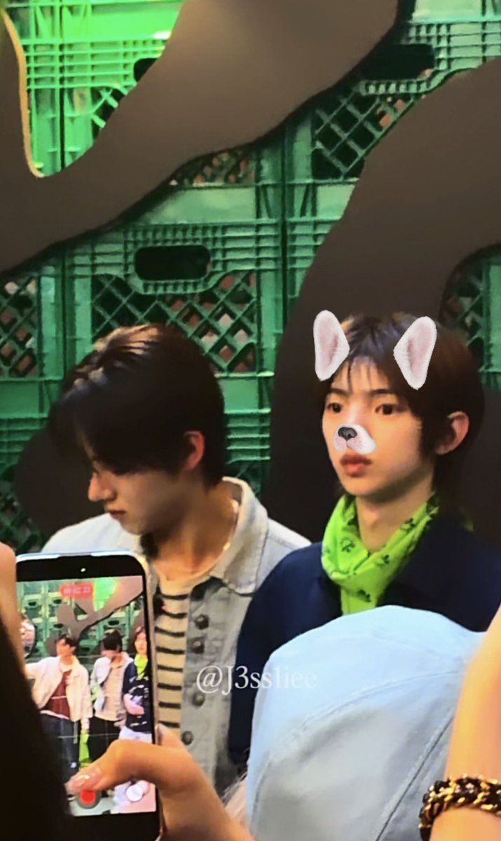 winiwini tweet media