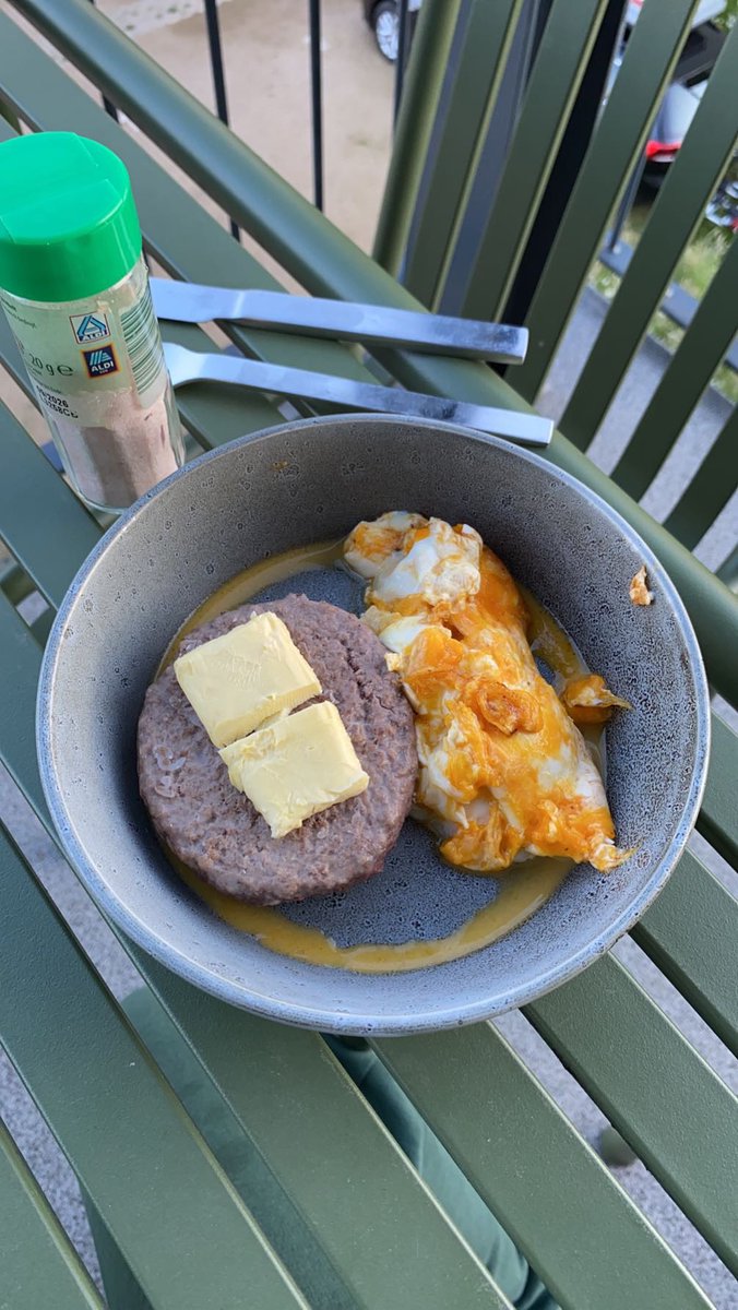 lynn🇩🇪🌼🍊🌞 tweet media