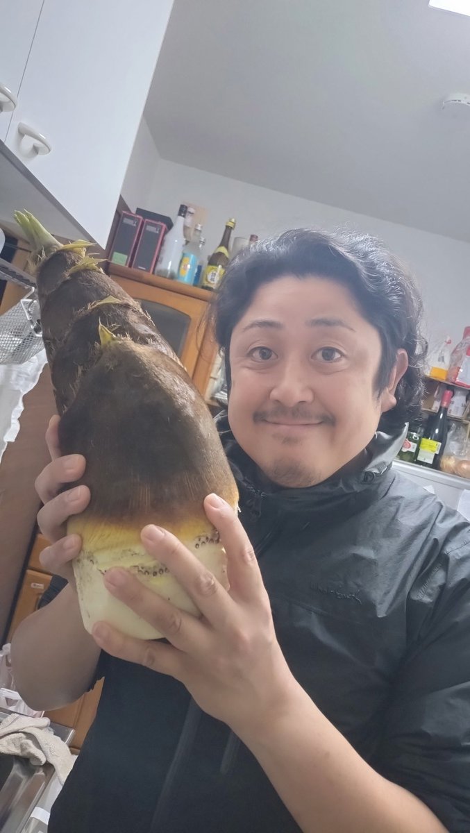 ゆら松 tweet media