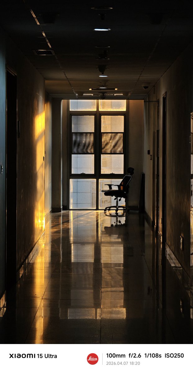 苏粥是碗蛋花粥 tweet media