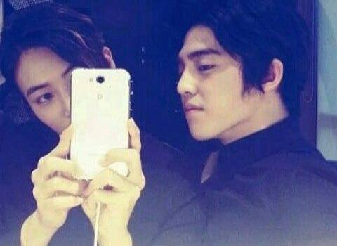 Sugar down bad for Jeonghan tweet media