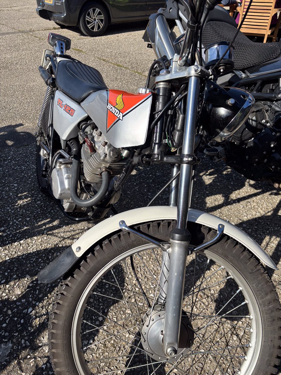 Paul Miles tweet media