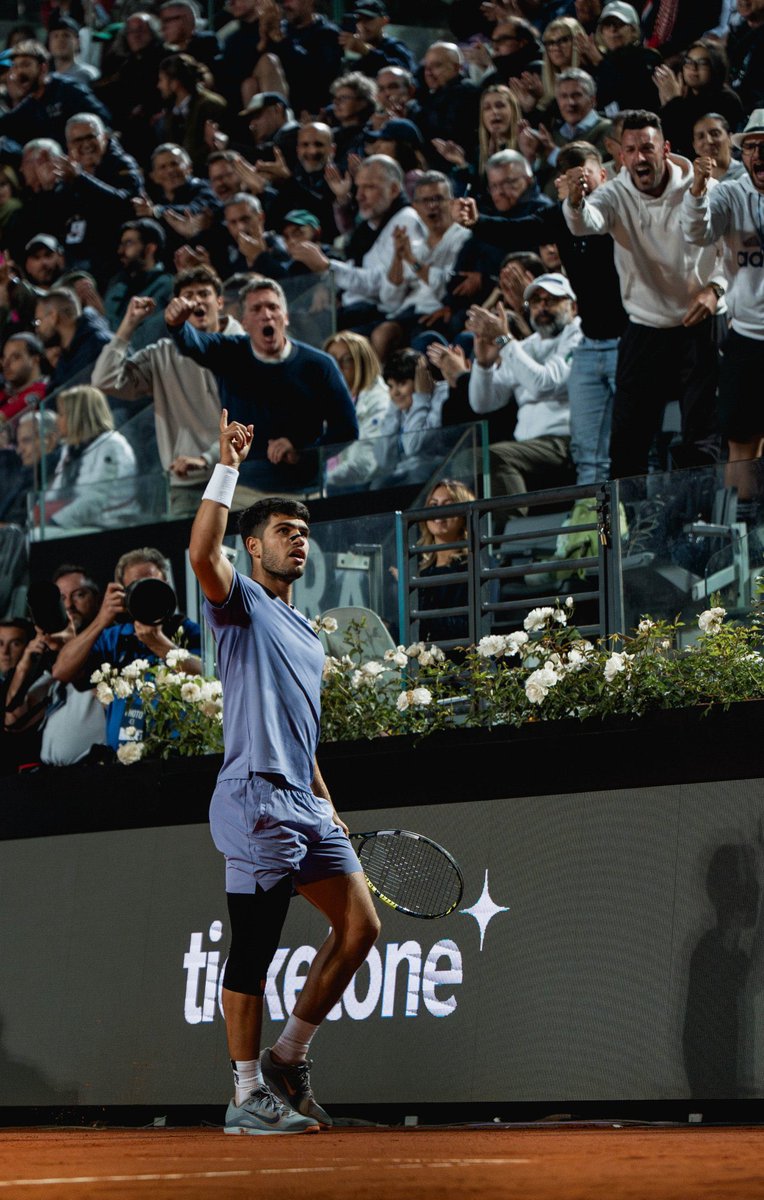 لينا tweet media