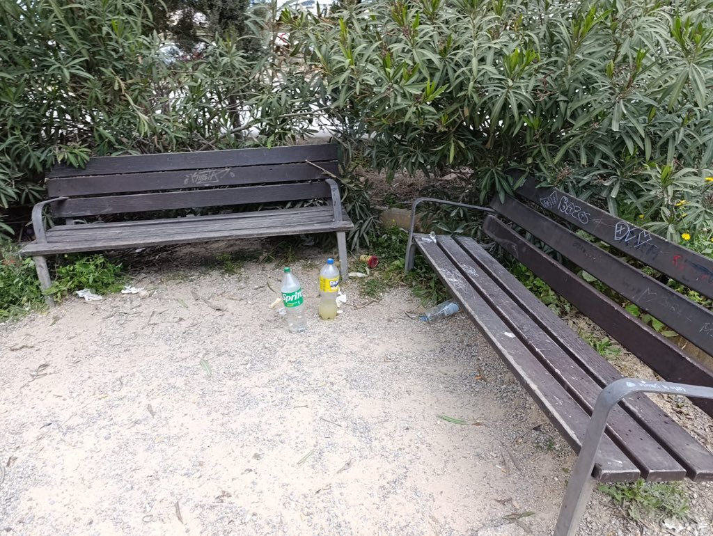 FSEPSOE's tweet photo. 🔴 El PSOE de Sant Antoni denuncia l’estat deplorable del parc del Sol Post, a la zona de ses Variades 

📄Nota de premsa: https://t.co/1sL5y0lgzv https://t.co/zgMPAUUjn7