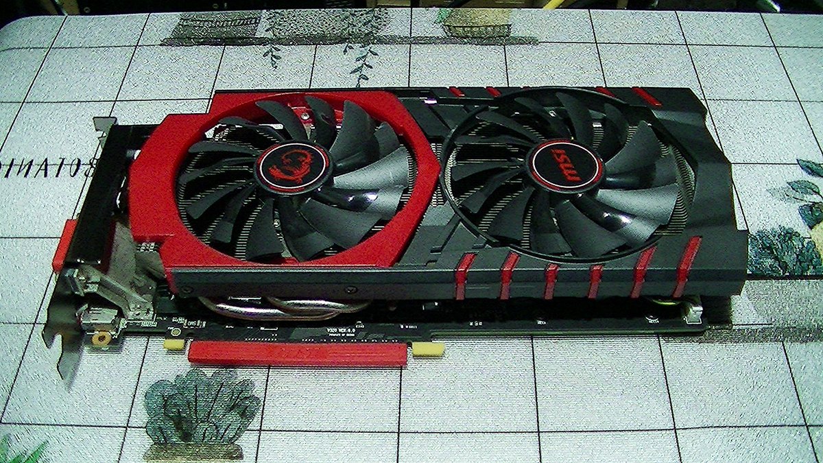 MomoPack's tweet image. #GTX960 #4GB

PCIe x16 1.0で動作だとぉ～～！重いですわぁ～～！？( ；∀；)
あした　3.0で動作試験もしてみますっ！(*ﾉωﾉ)

でも！見た目だけは！超素敵ですのぉ～！光るし(*´ω｀*)