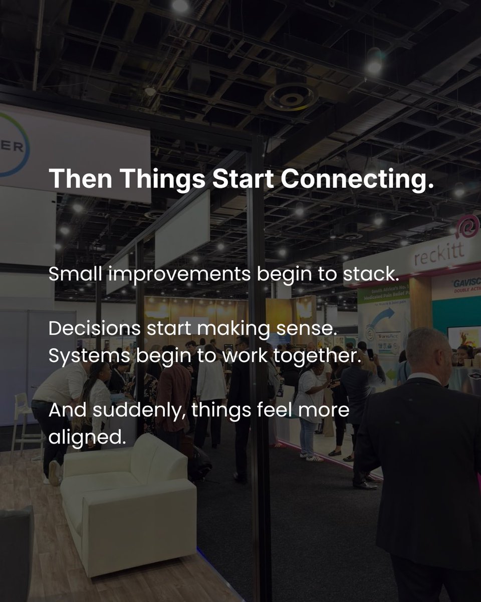 realrameezb's tweet photo. Momentum doesn’t come from one big move, it comes from showing up consistently.

#outwink #founder #unfilteredentrepreneur #techfounder #business https://t.co/cWBLCsPvha