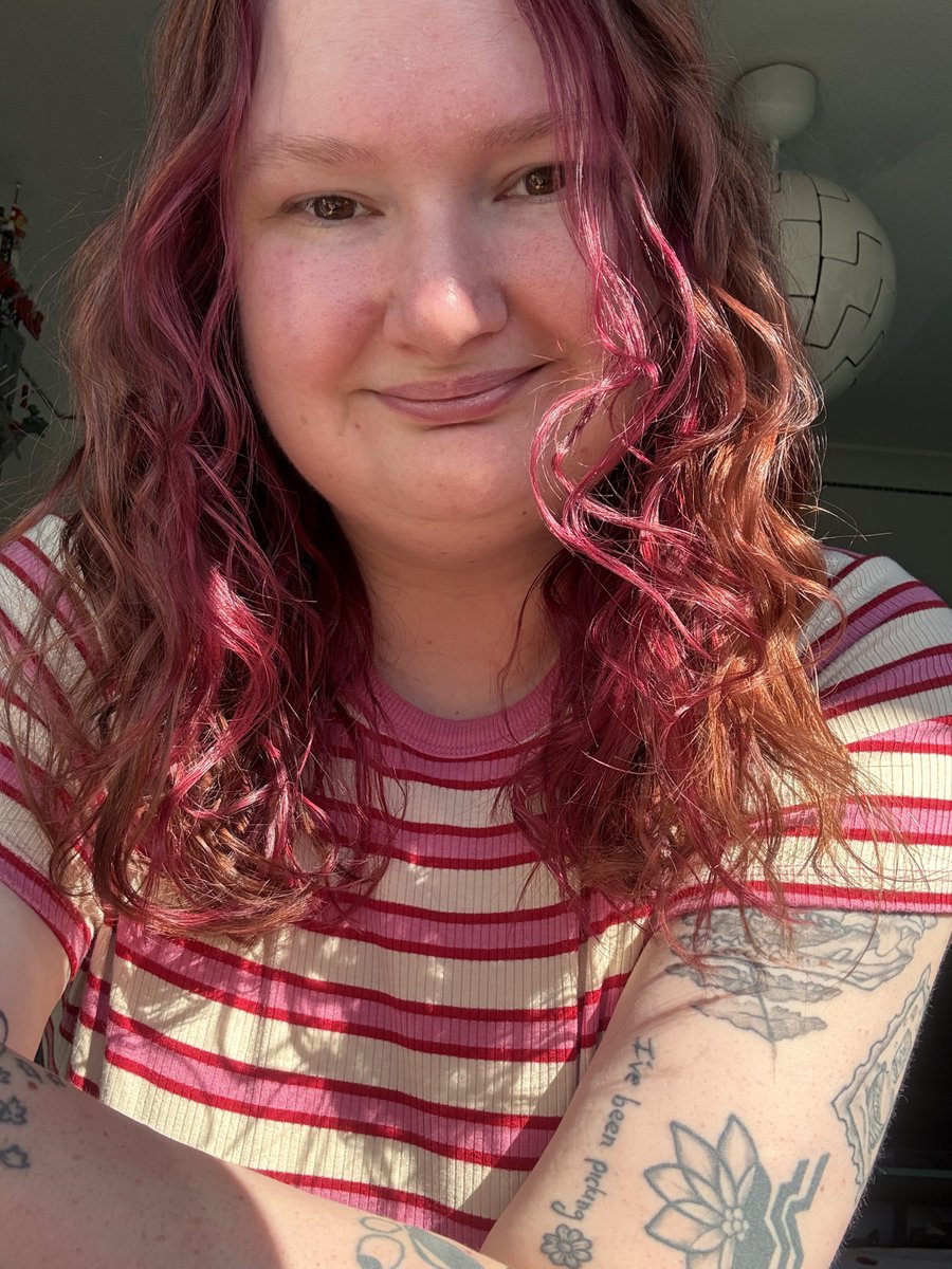 steph ✨ tweet media