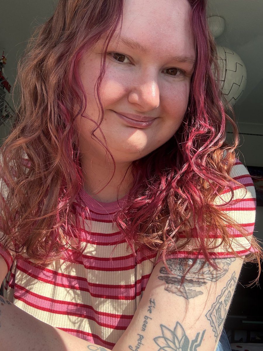 steph ✨ tweet media