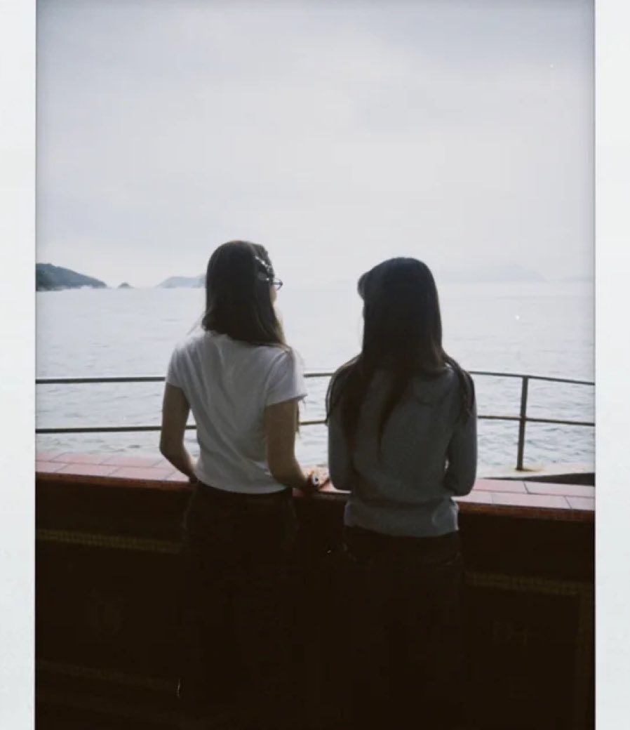 con gà của otp 🐔 tweet media