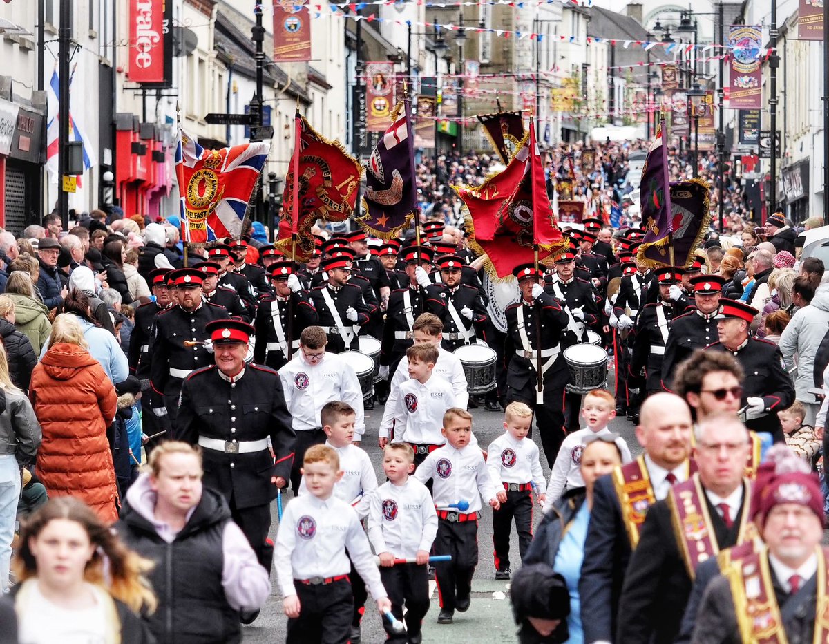 George From The Shankill REPORT ALL DRUG DEALERS tweet media