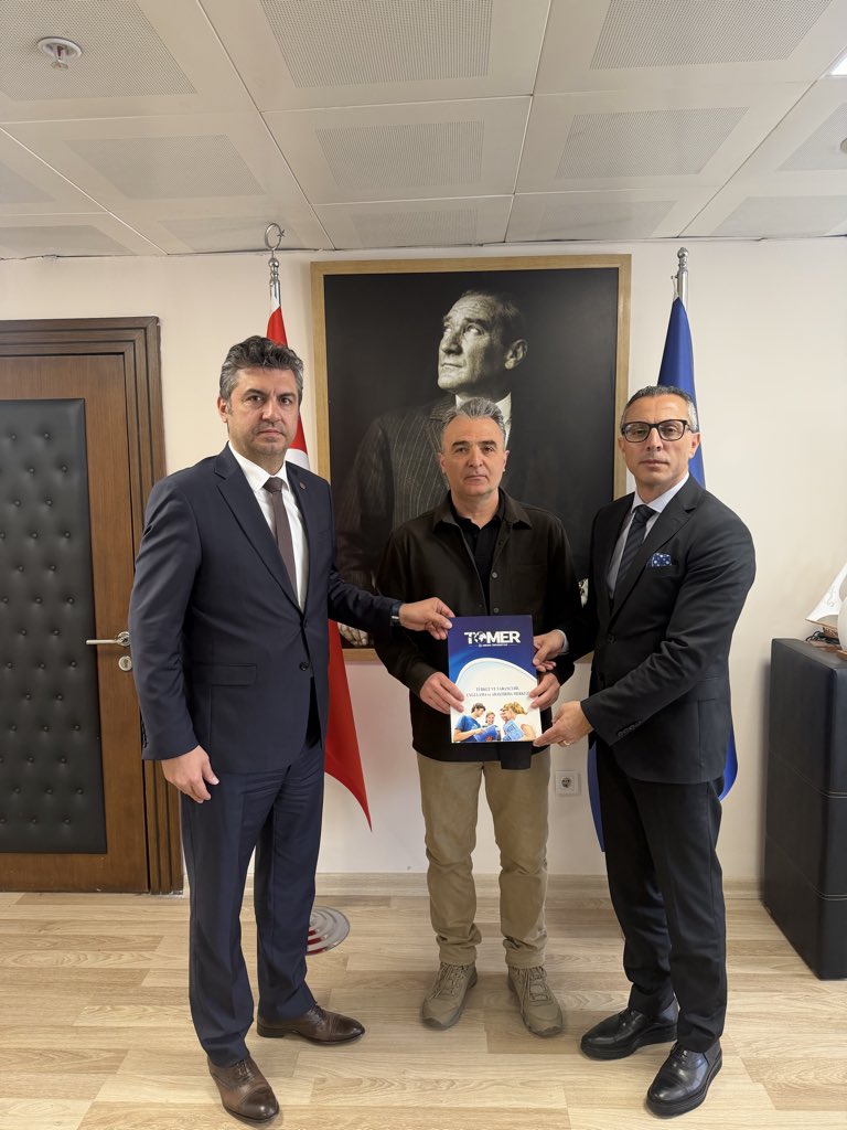 ProfGultekin's tweet photo. Eskişehir Aydın Kurs ile iş birliği protokolümüzü imzaladık. Eskişehir Aydın Kurs Yönetim Kurulu Başkanı Cenk YENİDOĞAN’a teşekkürlerimizi sunuyoruz. https://t.co/voUZjLGQdR