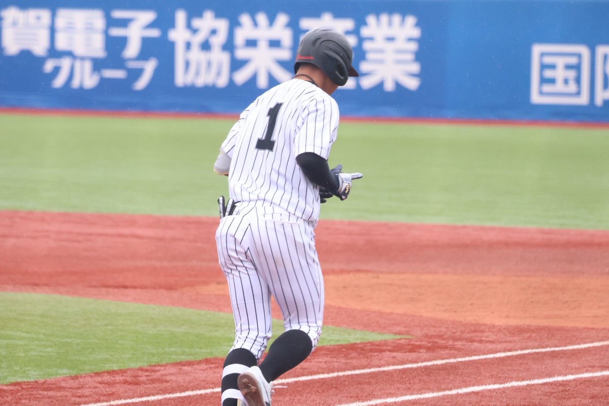 サルノリ tweet media