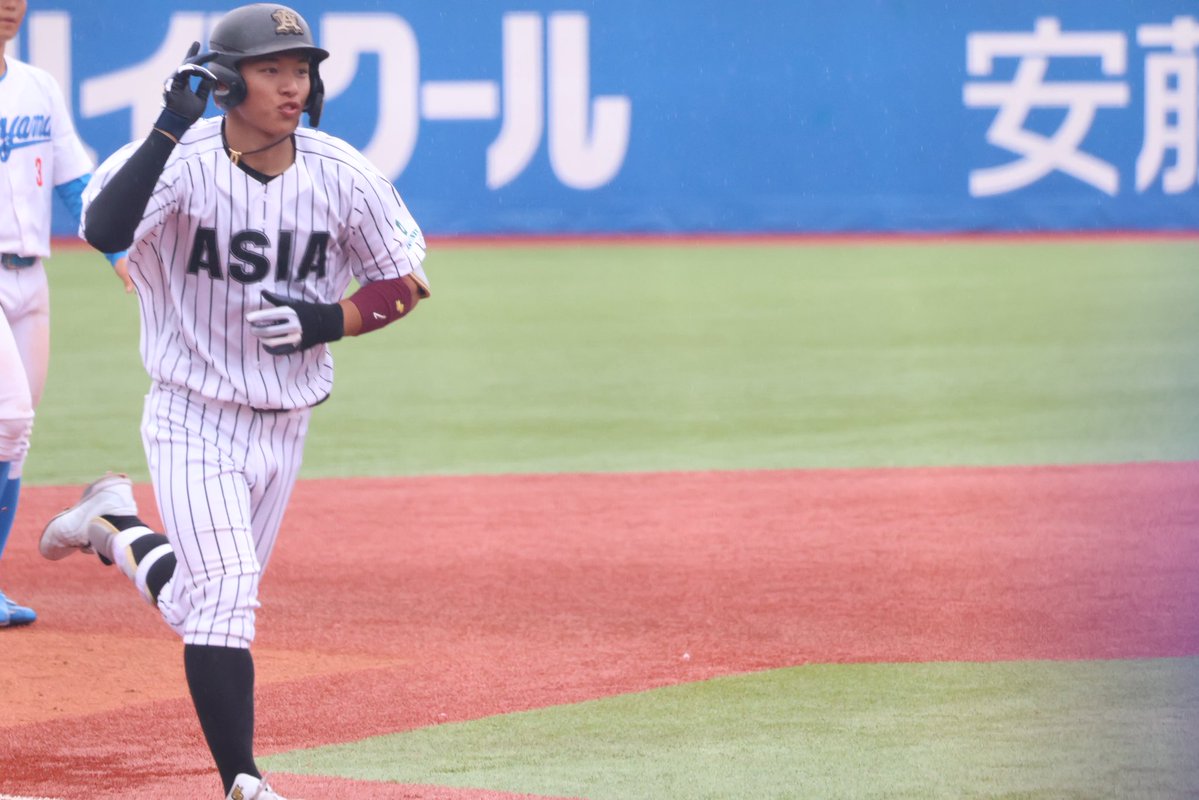 サルノリ tweet media