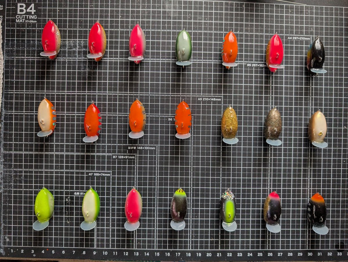 TOMsWORKS tweet media