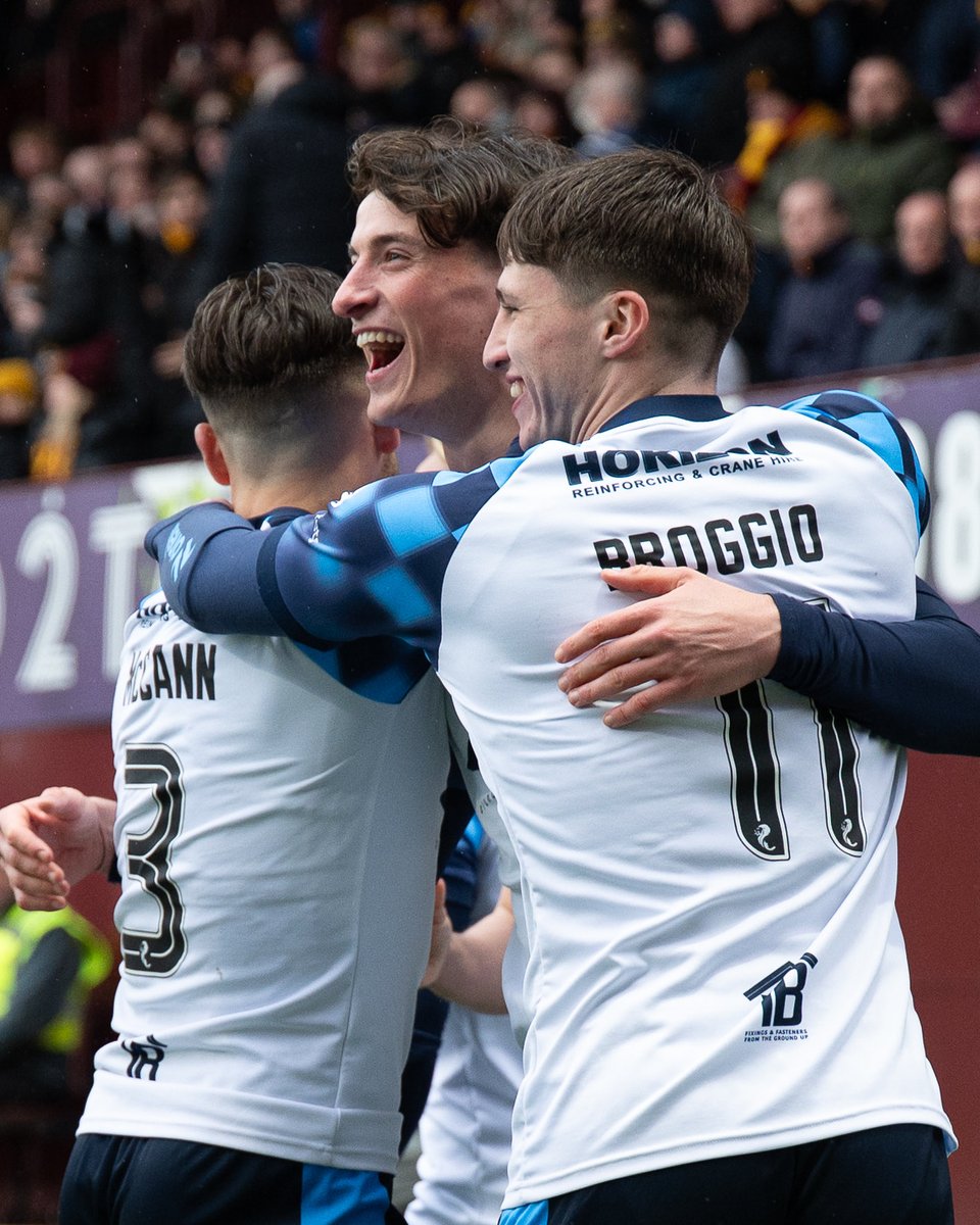 FalkirkfcSS's tweet image. Happy Birthday @BarneyStewart04 🎉🎂

📸@rubyadamphoto 

#HaveYourSay #BackTheFSS #BarneysBirthday